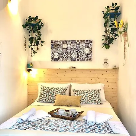 Due Passi Dal Tramonto Affittacamere Guest house *